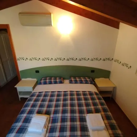 Lejlighed The Fairy World - Penthouse With Terrace View And Pool Bellano