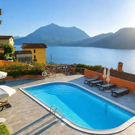The Fairy World - Penthouse With Terrace View And Pool Apartament Bellano