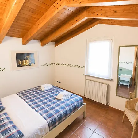 The Fairy World - Penthouse With Terrace View And Pool Bellano