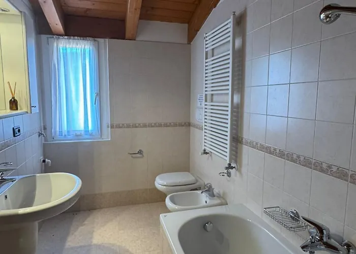 The Fairy World - Penthouse With Terrace View And Pool Bellano