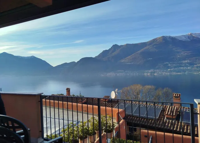 The Fairy World - Penthouse With Terrace View And Pool Bellano